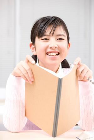 電子黒板などの設備が充実した東尾久の塾